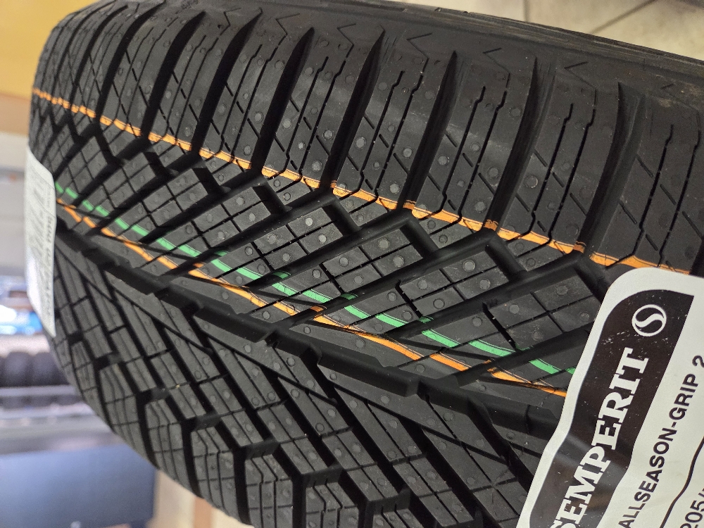 255/40 R20 101Y XL FR Semperit ALLSEASON-GRIP 2